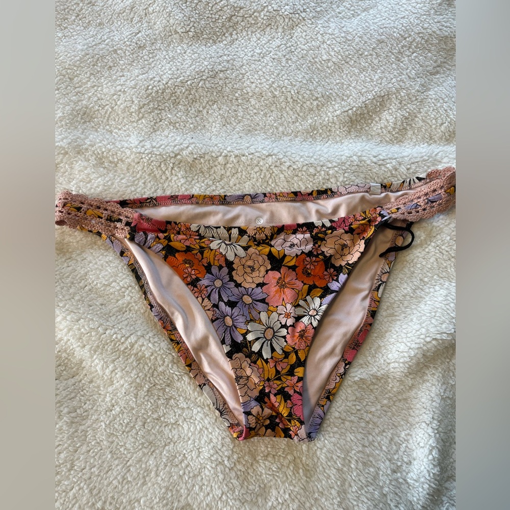 never worn bikini bottom glittery floral print